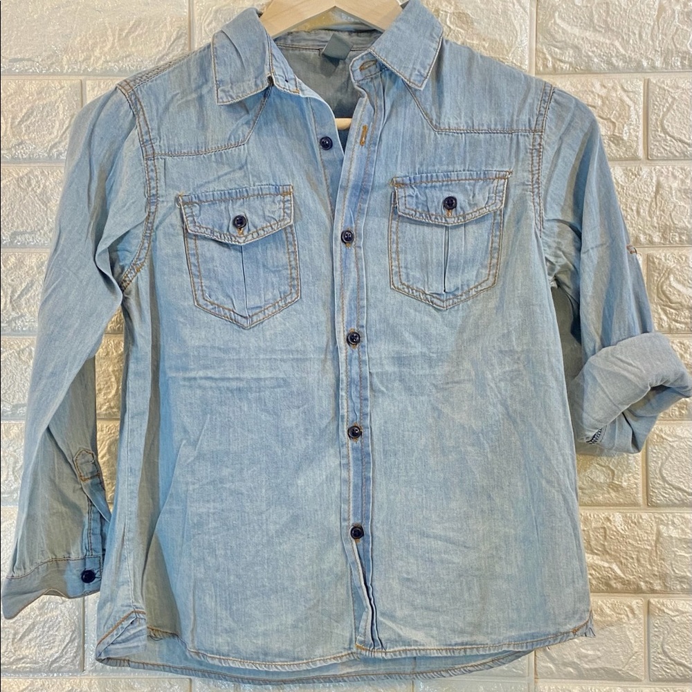 New never worn denim long sleeve shirt.